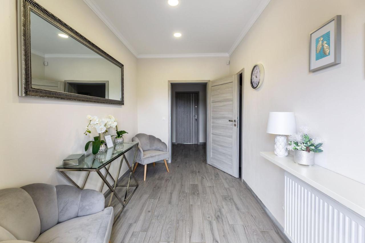 Pokoje Goscinne I Apartamenty Margaret Kudowa-Zdrój Exterior foto