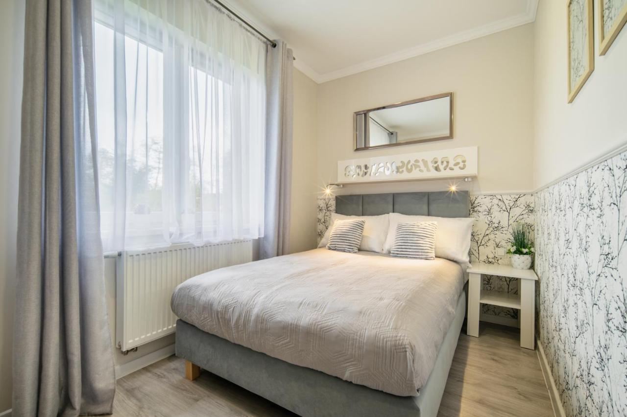 Pokoje Goscinne I Apartamenty Margaret Kudowa-Zdrój Exterior foto